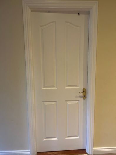 7 Internal Doors 5 Narrow and 2 Standard