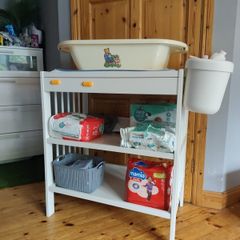 baby changing unit
