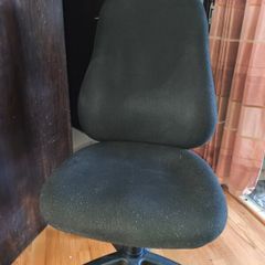office chair in  good working condition