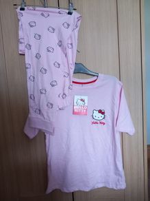 Ladies pyjamas