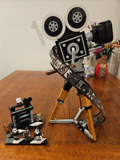 Walt Disney 100 Lego