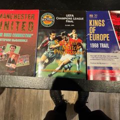 Manchester United memorabilia x 3