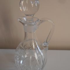 Glass decanter