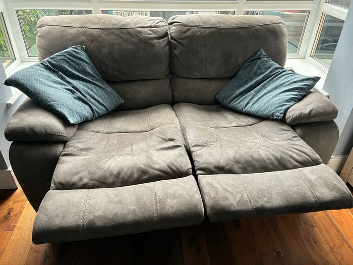 3 + 2 recliner sofa set