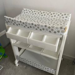 Bella Baby Changing Table and Bath