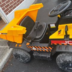 JCX 12V Electric Ride On Hydraulic Dumper truck