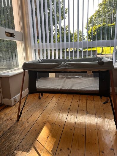Maxi Cosi Travel Cot
