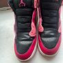 Air Jordan 1 Mid GS Pinksicle Pink/Black UK 6 | EU 40 | US 7Y Image 3