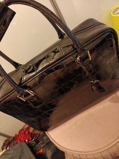 Designer womens handbag /laptop bag/luggage