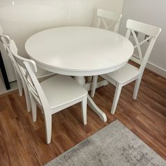 Rosentorp dinning set.