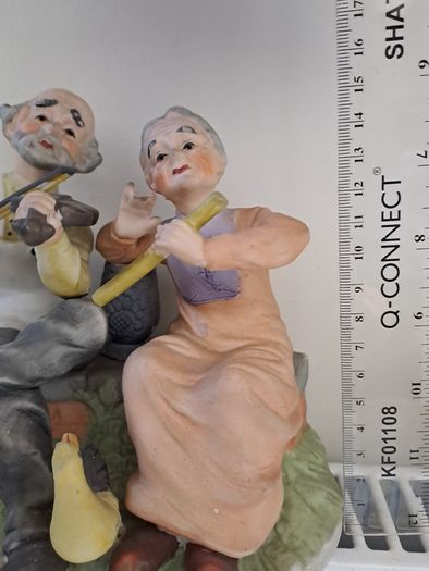Vintage Capodimonte figurine