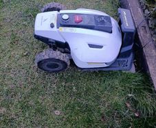 Yuka robotic mower