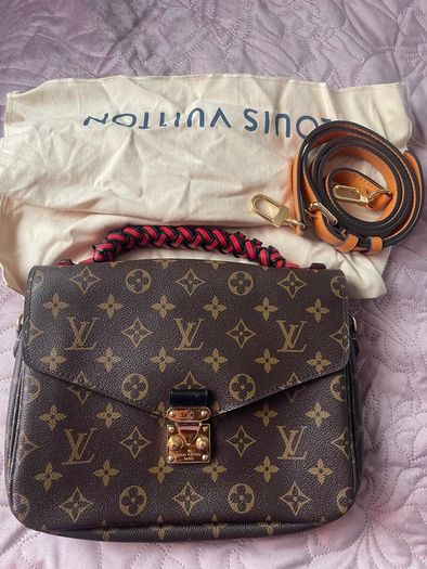 Shoulder Bag