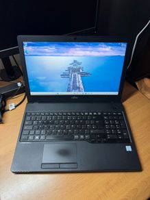 4 x Fujitsu lifebook i5 pro 8gb 256 ssd win 11