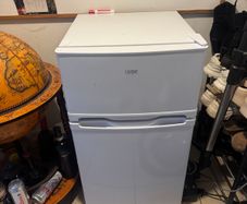 Logik mini fridge