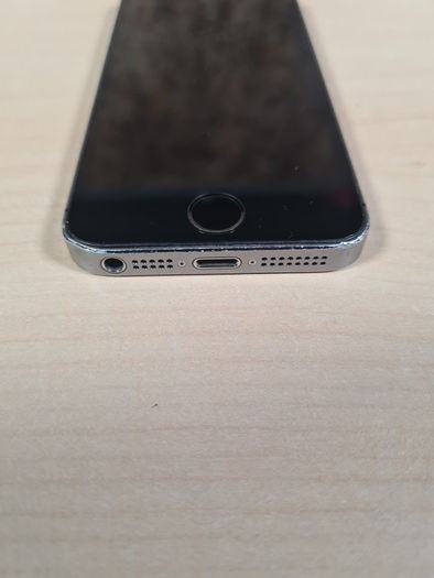 Apple Iphone 5s Grey For Parts Repair