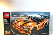 LEGO Technic Chevrolet Corvette ZR1 42093