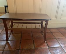 Vintage sidetable
