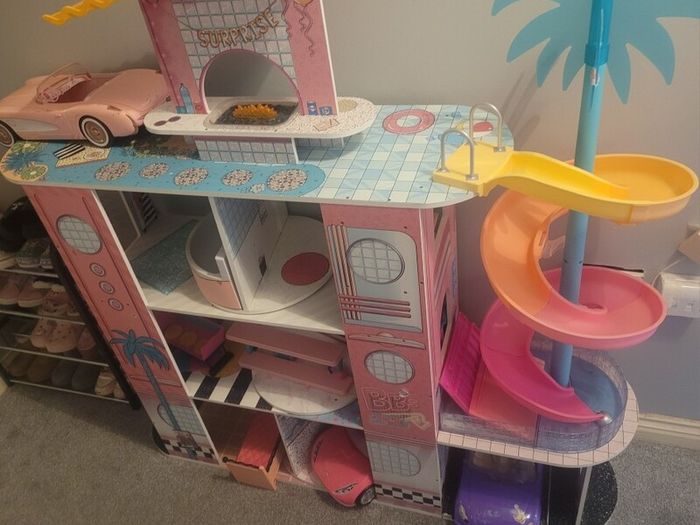 LOL Dollhouse