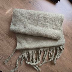 Green winter scarf