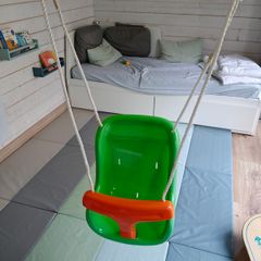 Baby swing