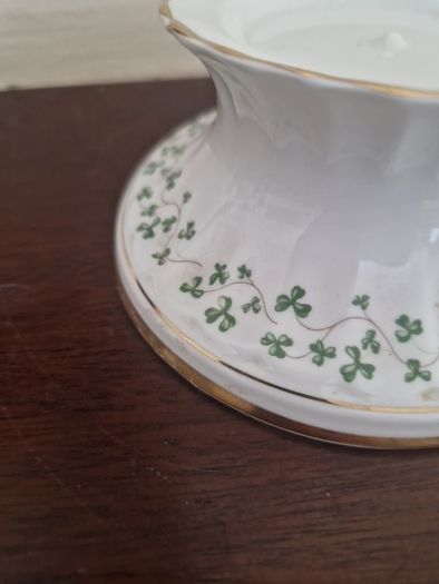 Tara candle holder