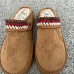 ugg style shoe size 5/6