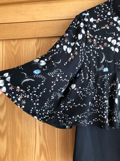 Patterned top