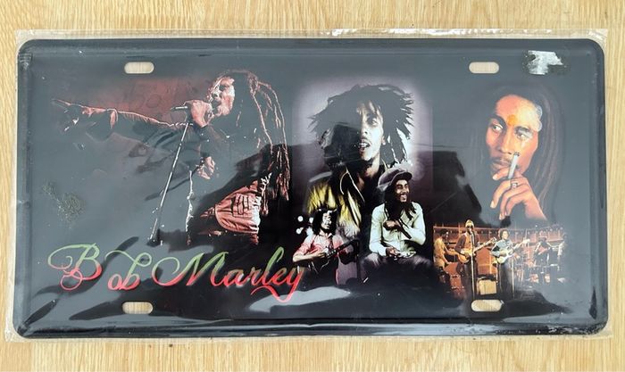 8 signs 30 euro