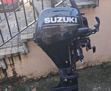 Suzuki outboard motor