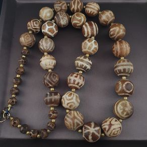 Burmese Antique Pumtek Pyu & Skull Shape Beads Necklace 26 inches