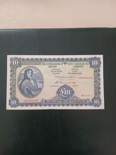 1975 Irish Ten Pound Note