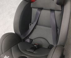 Joie child car seat