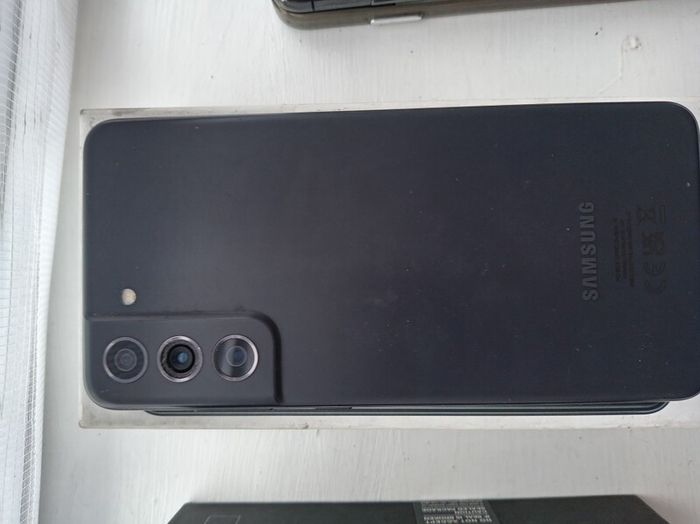 Samsung and apple bundle