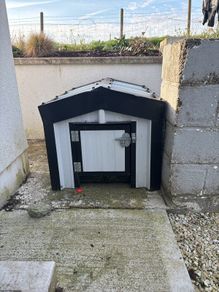 dog house