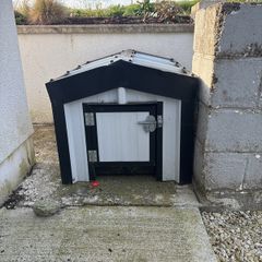 dog house