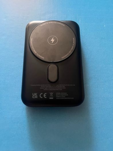 MagSafe fast charger powerbank apple iPhone  Pro Max