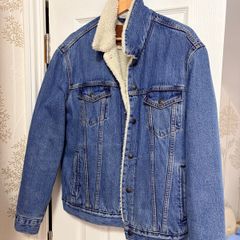 Levis Premium Sherpa Jacket Size M