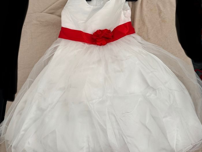 Brand new SXSHUN Girls dress Red