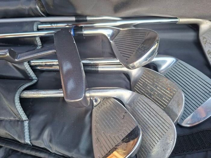 golf clubs