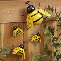 Metal Bumble Bee Decorations, Garden Decorations Wall Art Bee 3D Sculpture Ornament, Bumble Bee Metal Garden Ornaments Outdoor Lawn/Bar/Bedroom/Living Room/Shop Wall Hanging Bumble Bee Decor (4 PCS)