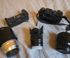 Fujifilm X-H1, lenses and grip