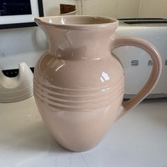 le creuset large pitcher jug