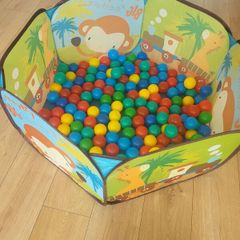 Ball pit