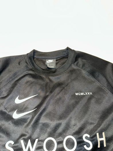 nike swoosh jumper men