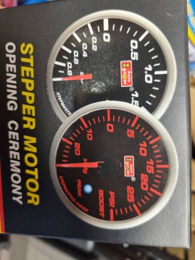 Gauges and asscessories