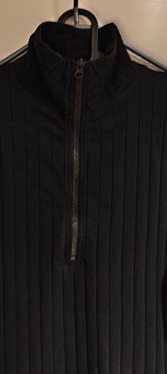 Black fitted Top