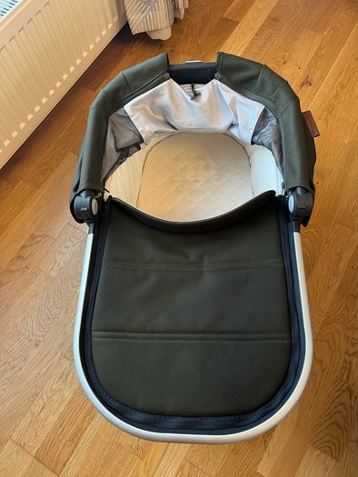 UPPAbaby bassinet