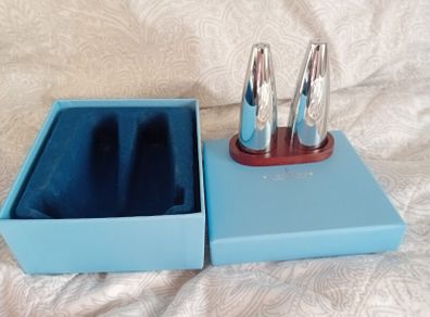 Newbridge Silverware Salt&Pepper shaker