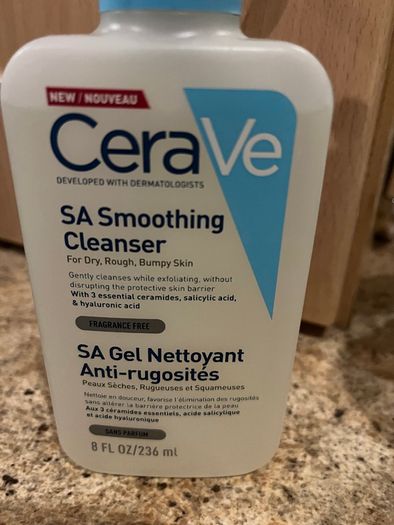 Cerave  SA Smoothing Cleanser